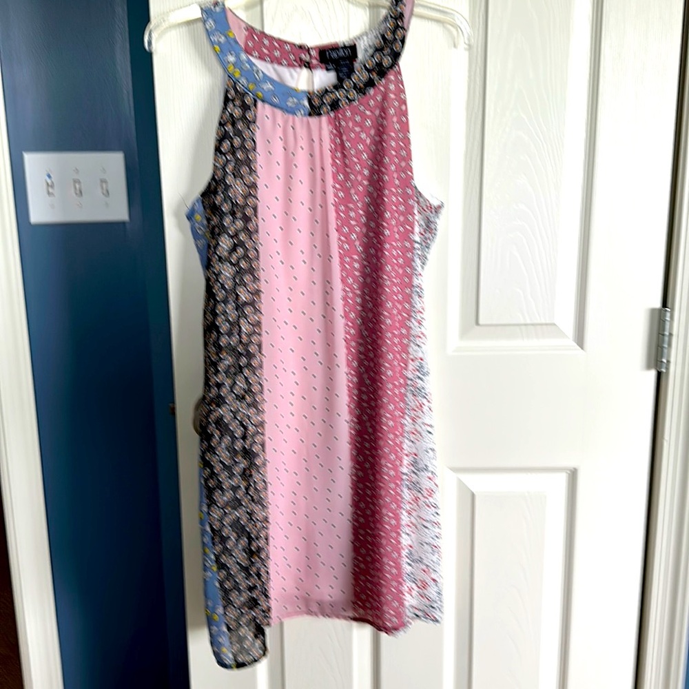 Pretty Pappillon Dress - Size Large
